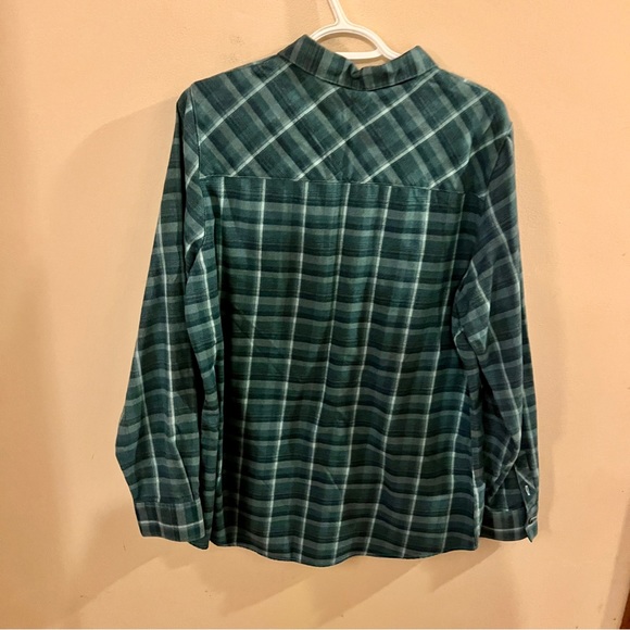 Under Armour Flannel Shirt - Picture 5 of 5